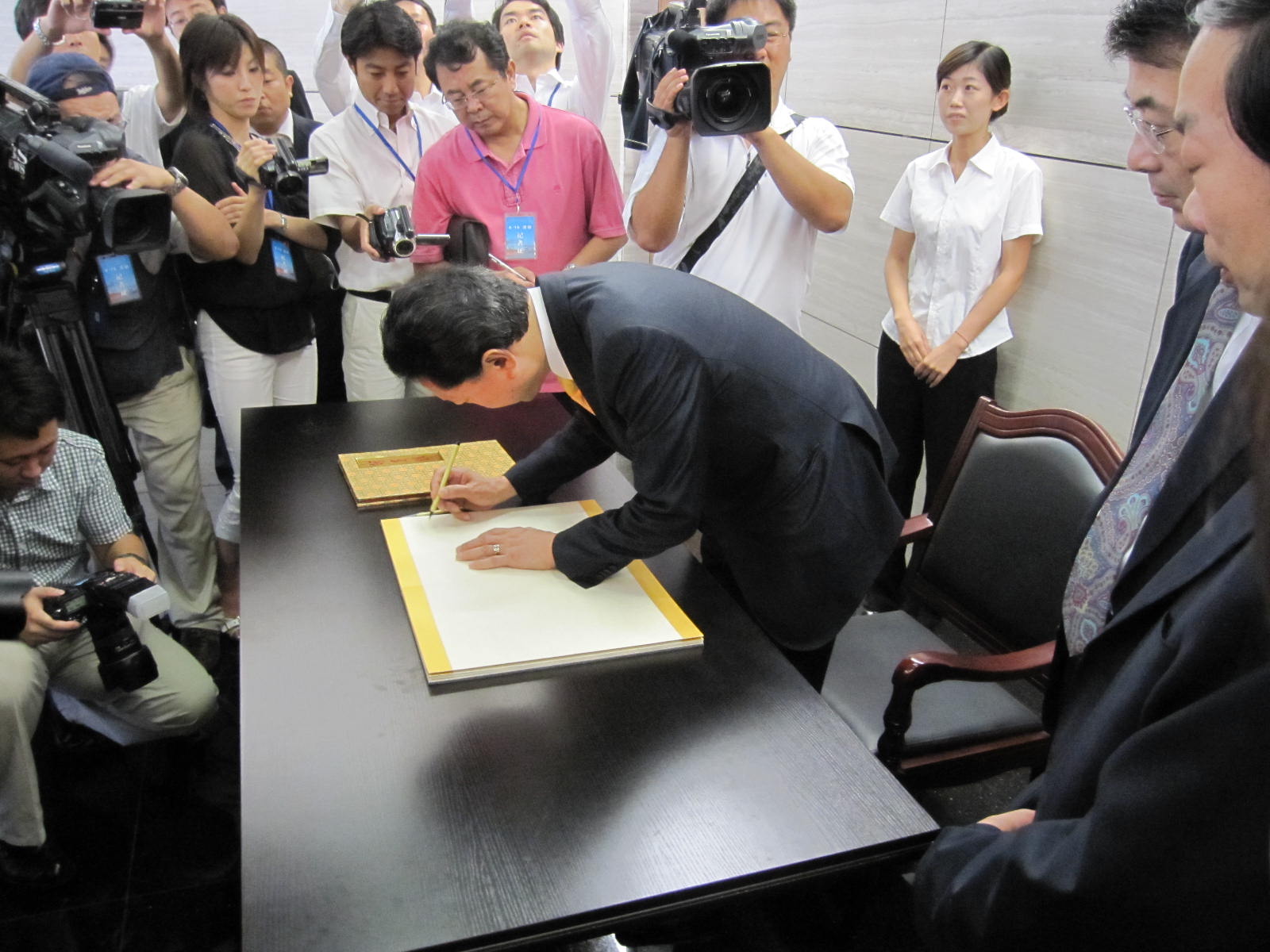 鳩山先生「唐山に友愛の原点」